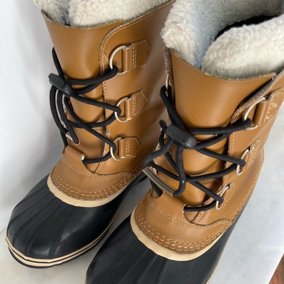 Sorel® Caribou™ YOUTH Suede Lace up Boots Warm winter boots - Picture 14 of 17